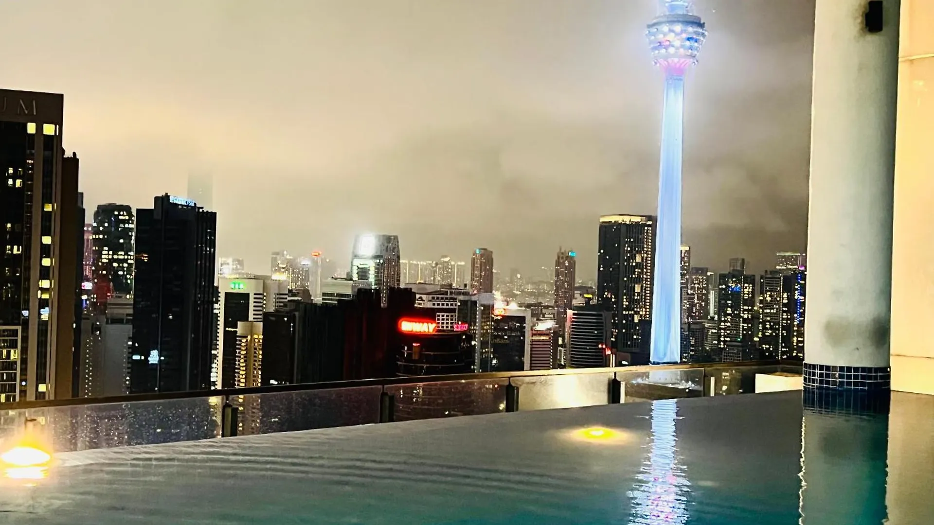 The Luxe Infinitum Klcc By Tasu Home Kuala Lumpur